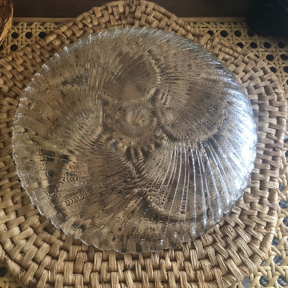 Vintage Arcoroc Seabreeze Pressed Glass Salad/Desert Plates Set of Four - Picture 12 of 16